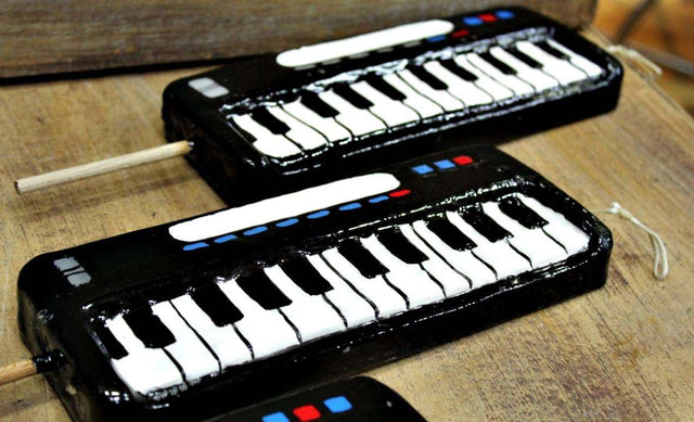 Λαμπάδα Πασχαλινή (Gerakis) αρμόνιο 22x9x2cm