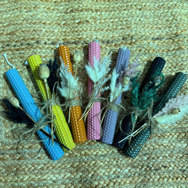 Πασχαλινή Λαμπάδα Κηρήθρα 22cm Στολισμένη σε Διάφορα Χρώματα