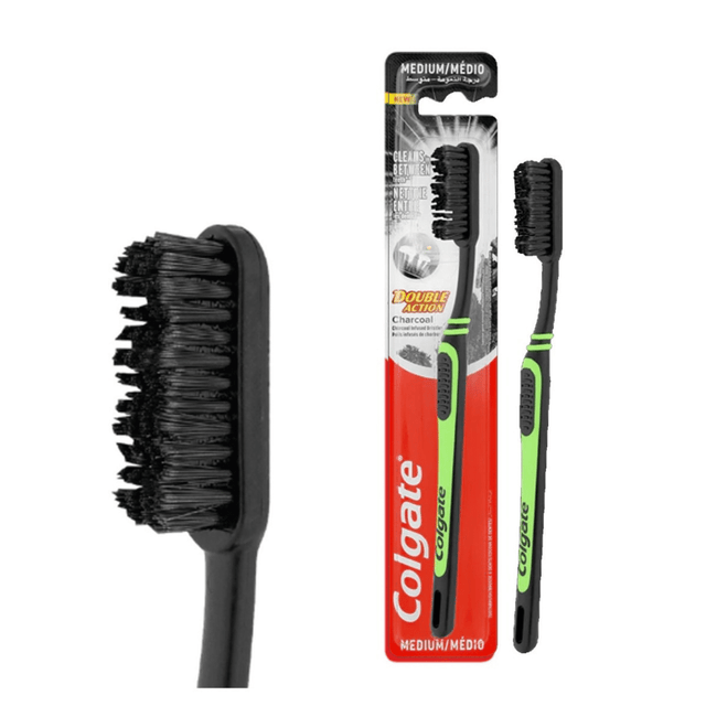 Colgate Οδοντόβουρτσα Double Action Charcoal Medium Μαύρη / Μπλε 1τμχ